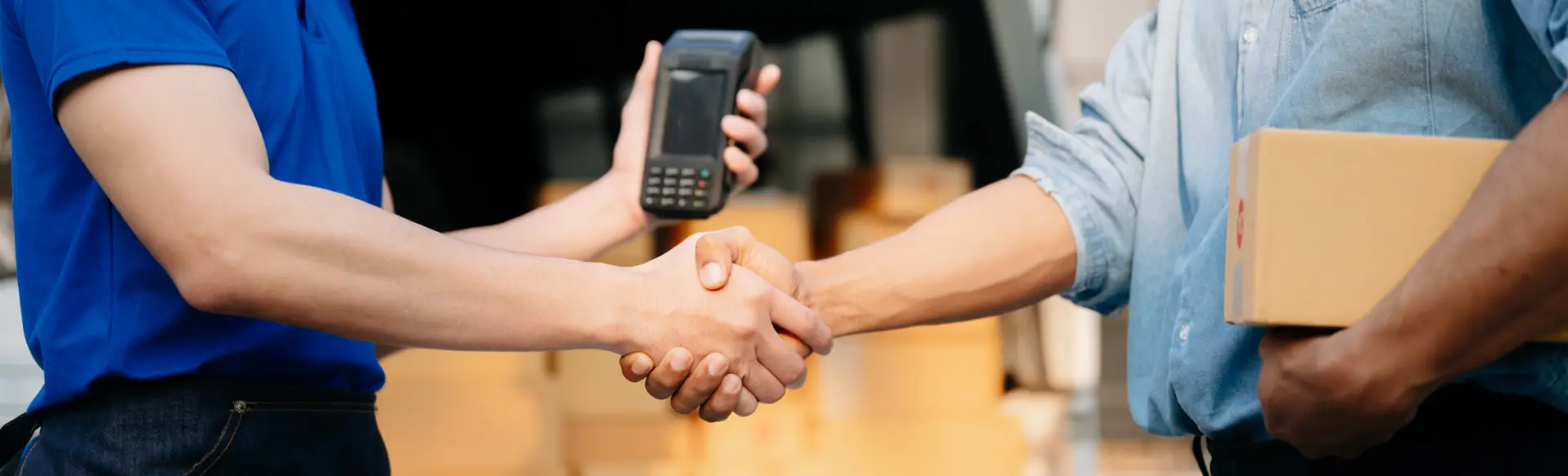 On Board Courier | Universal Cargo